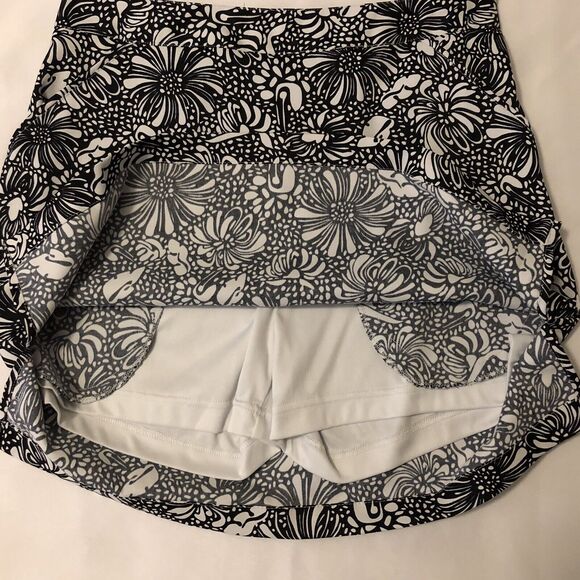 Coral Bay Golf Skirt Women Sz 6 Black White Floral Print Shorts Skort Athleisure - Picture 5 of 12